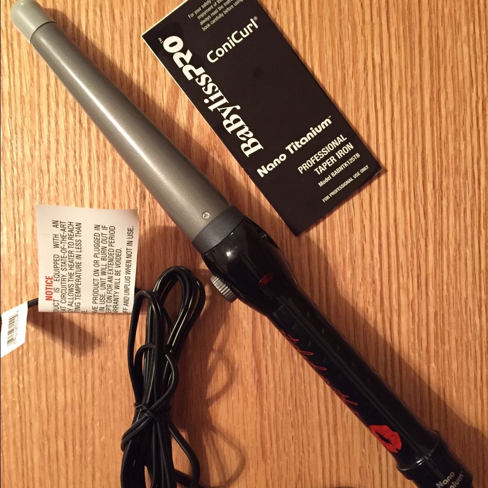 Babyliss Pro titanium curling wand